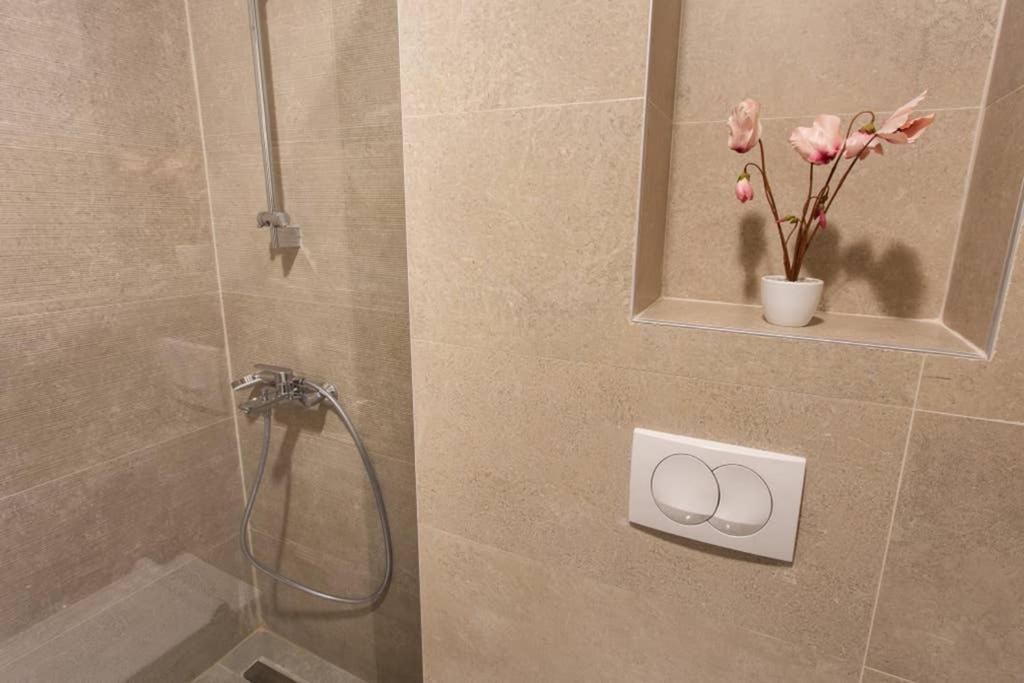 Lina - Pg, Gorica Park View Apartment Podgorica Ngoại thất bức ảnh