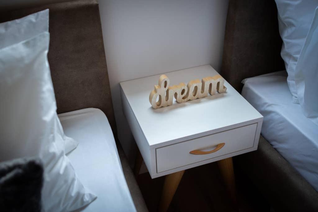 Lina - Pg, Gorica Park View Apartment Podgorica Ngoại thất bức ảnh