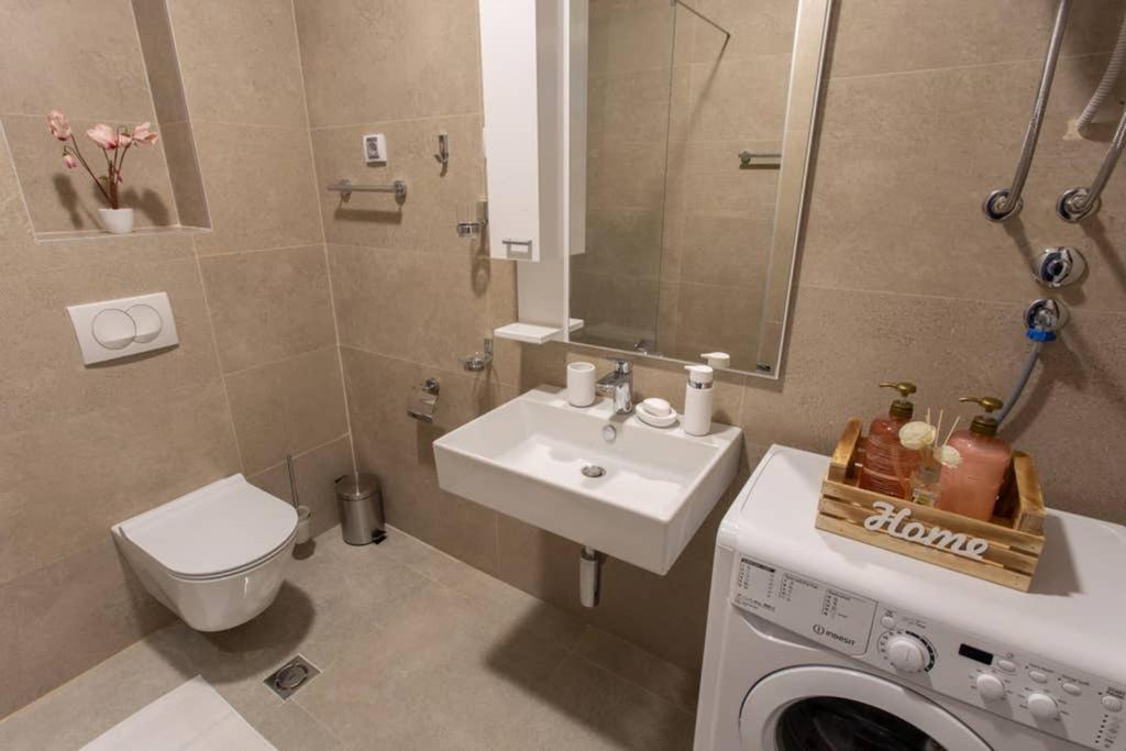 Lina - Pg, Gorica Park View Apartment Podgorica Ngoại thất bức ảnh